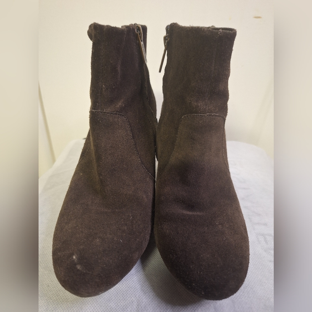 Elegant Dark Brown Ankle Booties
